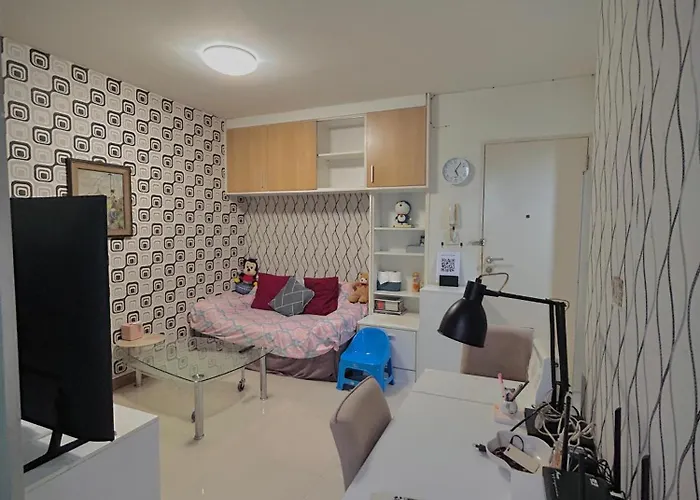 Stylish Furnished, Pool View Prime Location Apartment *